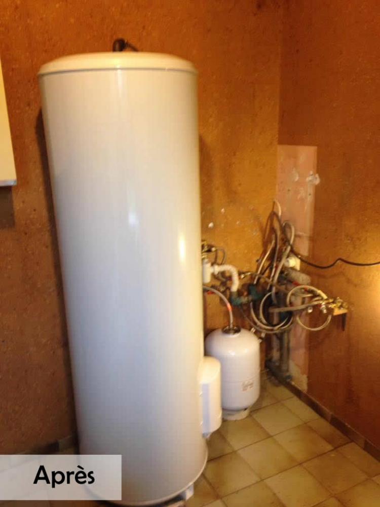 installation chauffe eau 300 litres stable avec vase d'expansion sanitaire Lauwin Planque